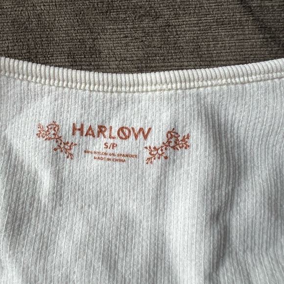 Harlow white crop t-shirt - Picture 2 of 3